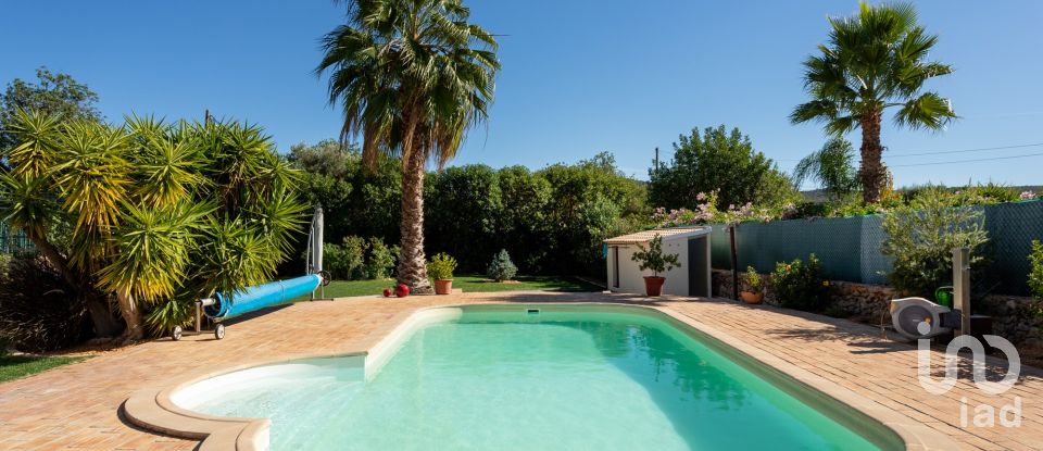 Moradia T4 em Loulé (São Clemente) de 270 m²