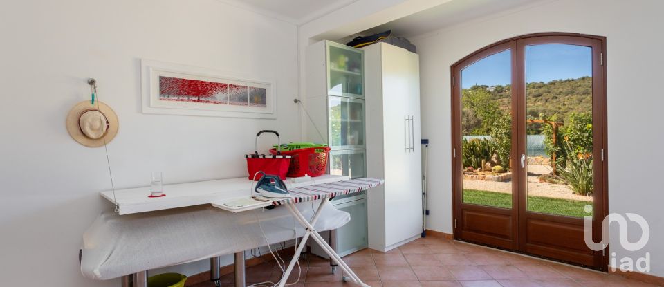 Moradia T4 em Loulé (São Clemente) de 270 m²