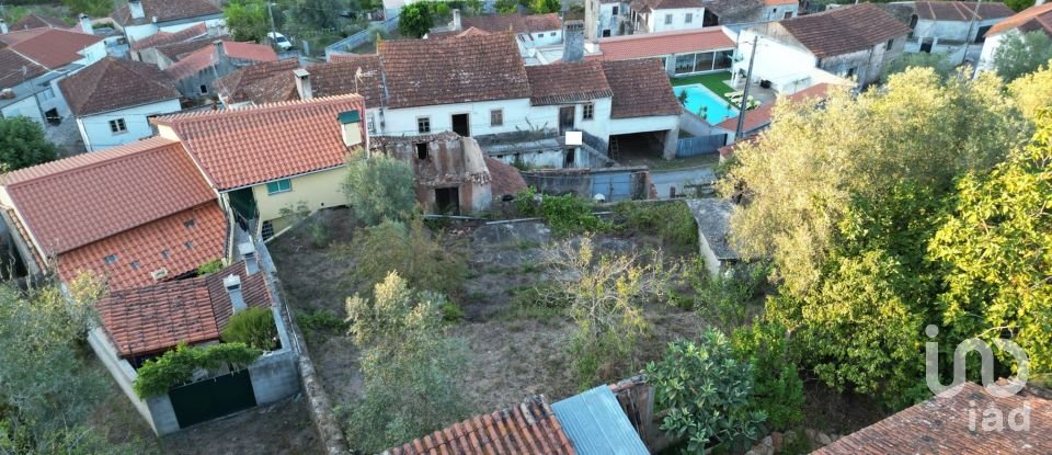 Casa de aldeia T0 em São Miguel, Santa Eufémia e Rabaçal de 148 m²