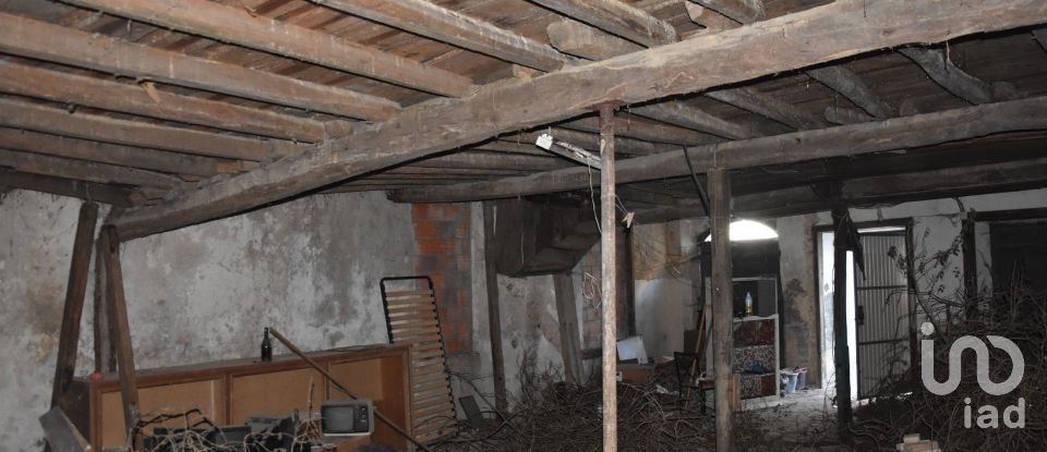 Maison de village T4 à Seiça de 188 m²