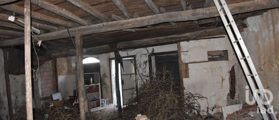 Maison de village T4 à Seiça de 188 m²