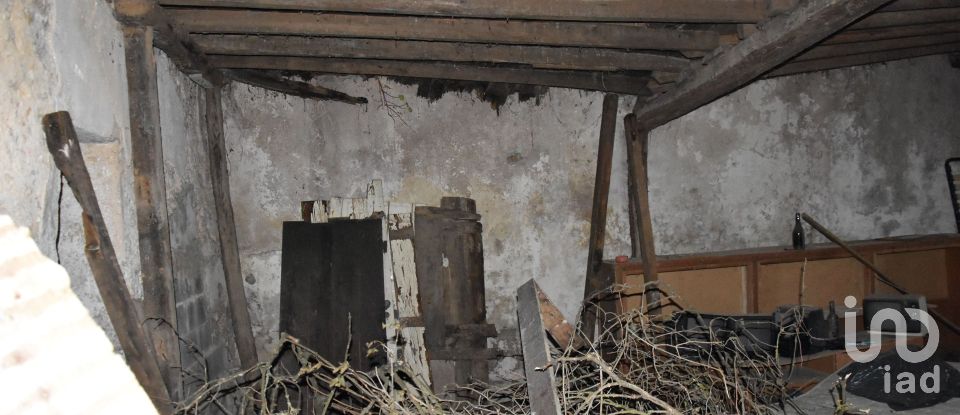 Maison de village T4 à Seiça de 188 m²