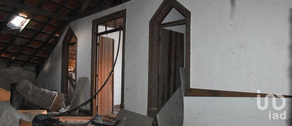 Maison de village T4 à Seiça de 188 m²