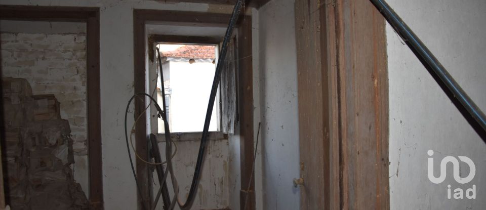 Maison de village T4 à Seiça de 188 m²