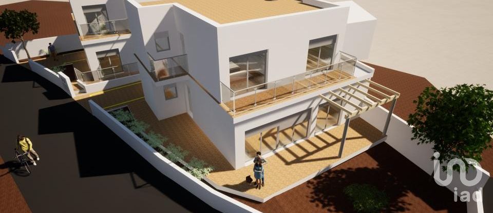 Maison T3 à Silveira de 190 m²