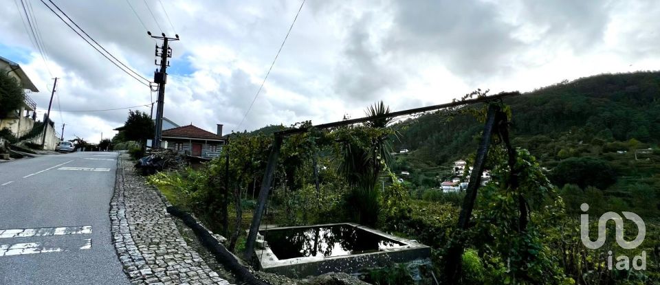 Moradia T3 em Freixo de Cima e de Baixo de 120 m²