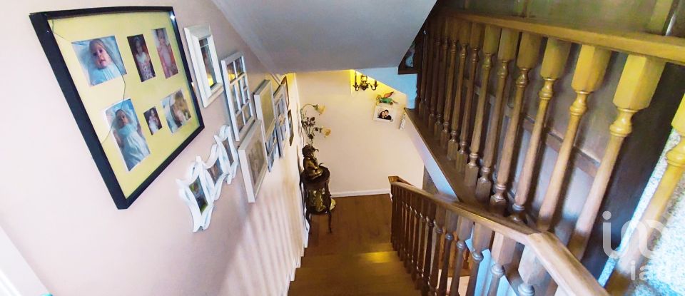 Maison traditionnelle T4 à Seixas de 200 m²