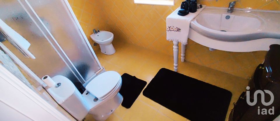 Maison traditionnelle T4 à Seixas de 200 m²