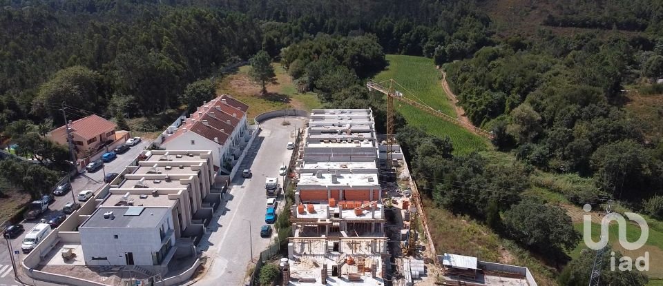 Lodge T3 in Fânzeres e São Pedro da Cova of 393 m²