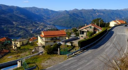 Terrain à Ventosa e Cova de 2 500 m²