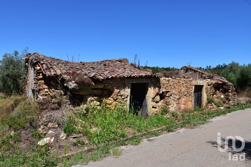 Maison rustique T1 à Areias e Pias de 65 m²