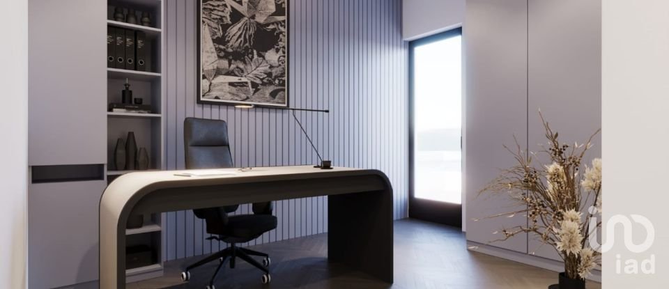 Moradia T3 em Encarnação de 189 m²