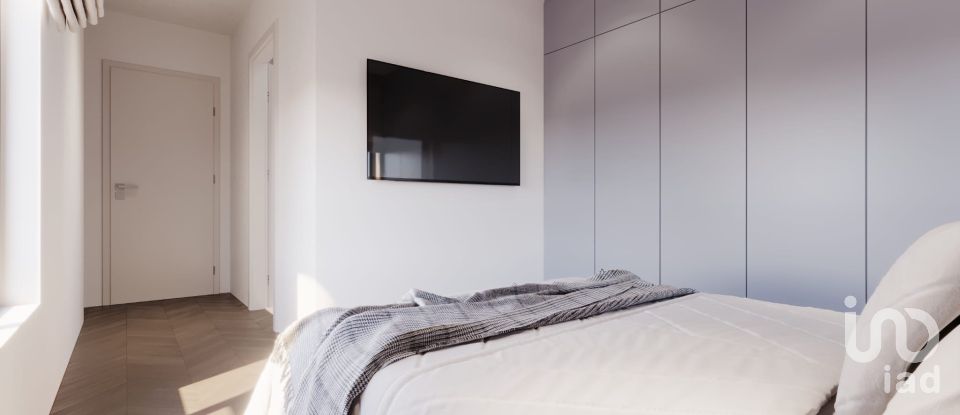 Moradia T3 em Encarnação de 189 m²