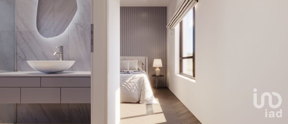 Moradia T3 em Encarnação de 189 m²