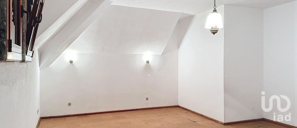 Moradia T8 em Meixedo e Padornelos de 514 m²