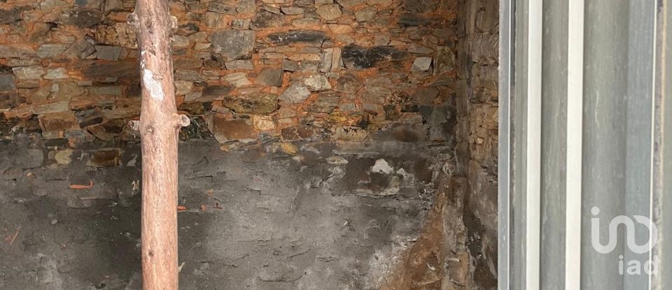 House T4 in Sobreira Formosa e Alvito da Beira of 127 m²