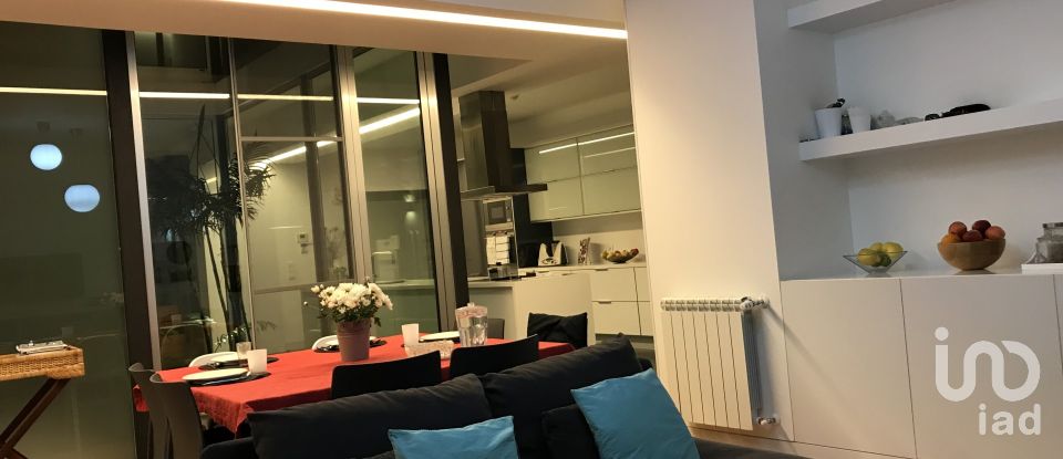 House T3 in Lagoa (Santa Cruz) of 439 m²