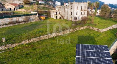 Terrain à Louredo de 4 608 m²
