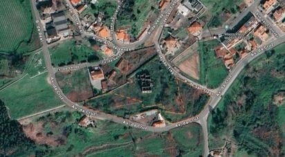 Terrain à Louredo de 4 608 m²