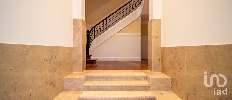 Appartement T2 à Arroios de 113 m²