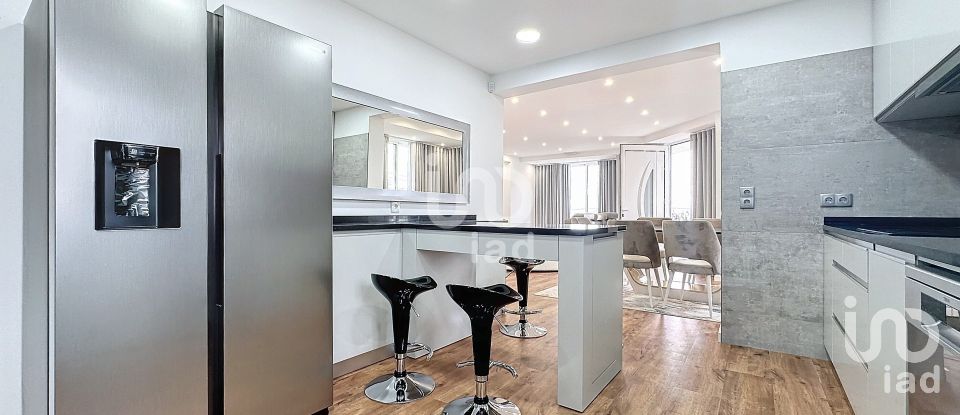 House T3 in Funchal (São Pedro) of 196 m²