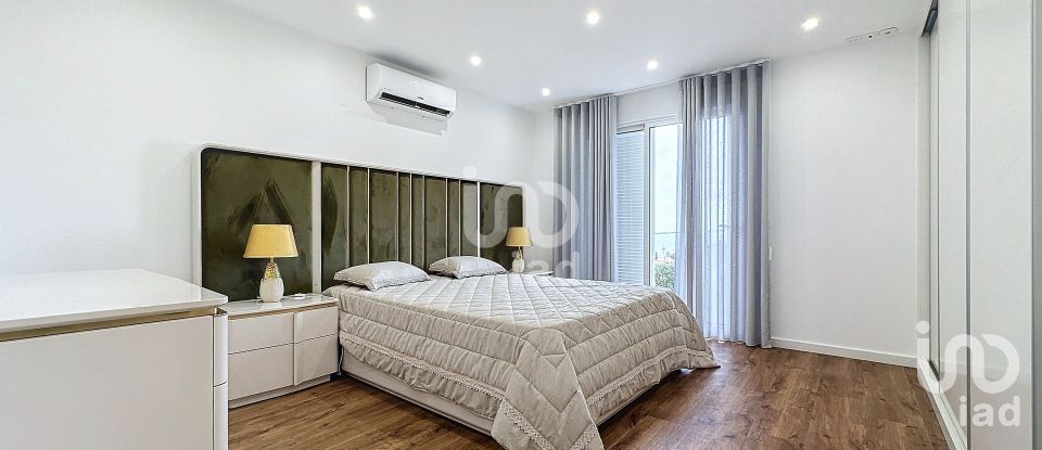 House T3 in Funchal (São Pedro) of 196 m²