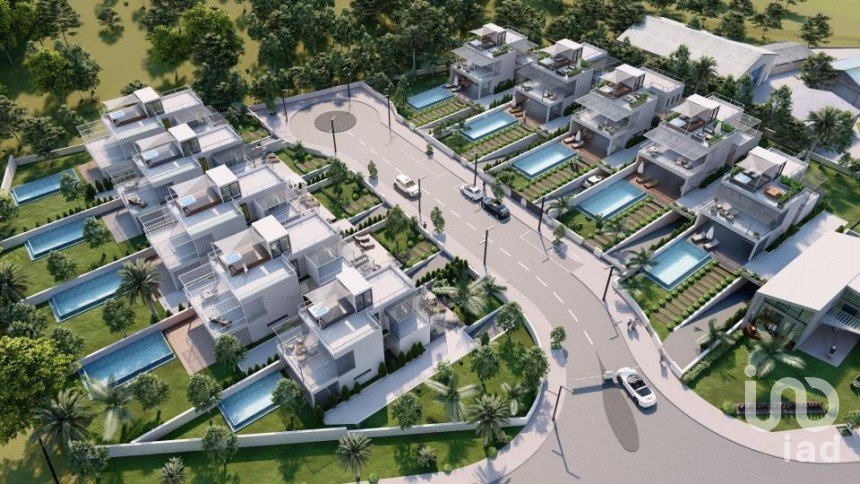 Land in Almancil of 7,870 m²