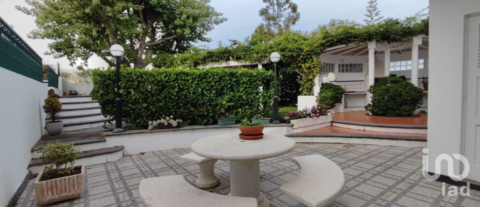 Maison de ville T4 à Relva de 335 m²