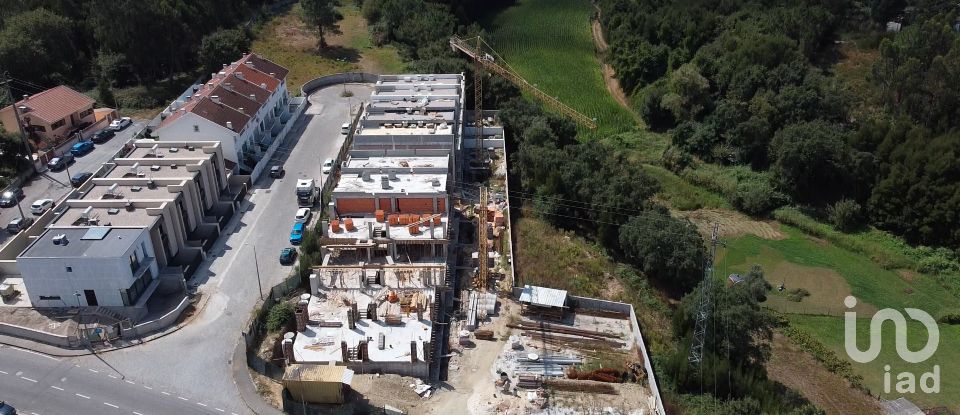 House T3 in Fânzeres e São Pedro da Cova of 195 m²