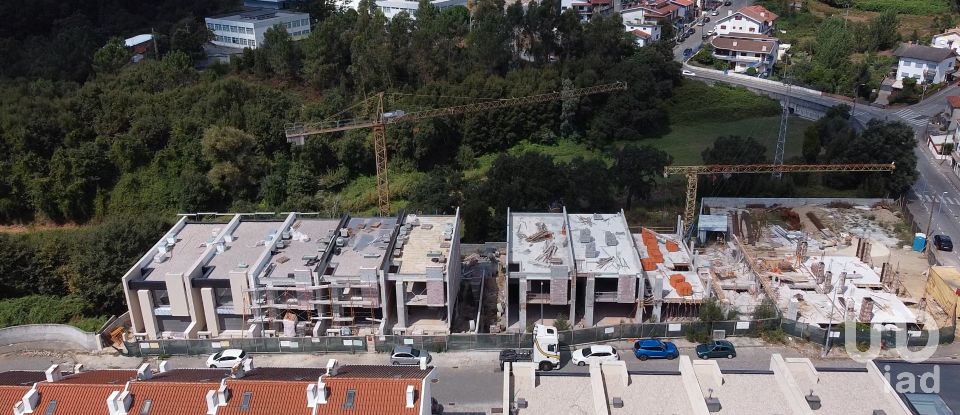 House T3 in Fânzeres e São Pedro da Cova of 195 m²