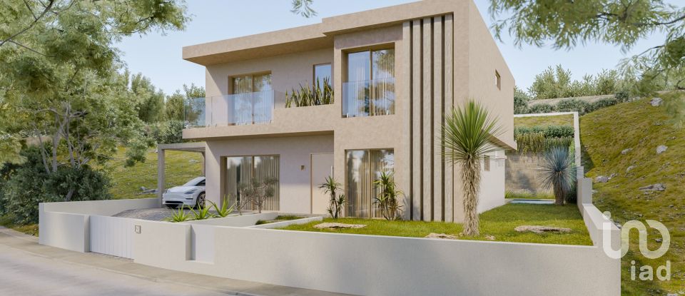 Moradia T0 em Mexilhoeira Grande de 255 m²