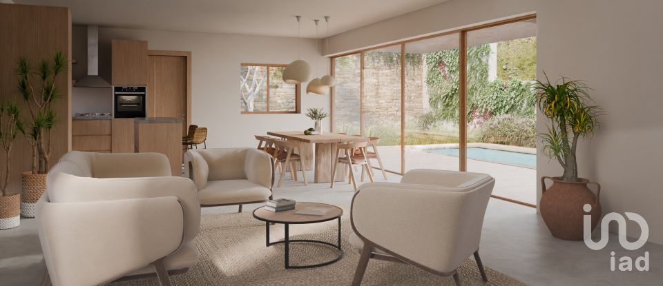 Moradia T0 em Mexilhoeira Grande de 255 m²