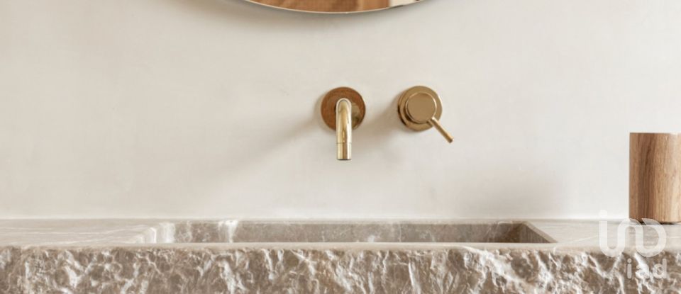 Moradia T0 em Mexilhoeira Grande de 255 m²