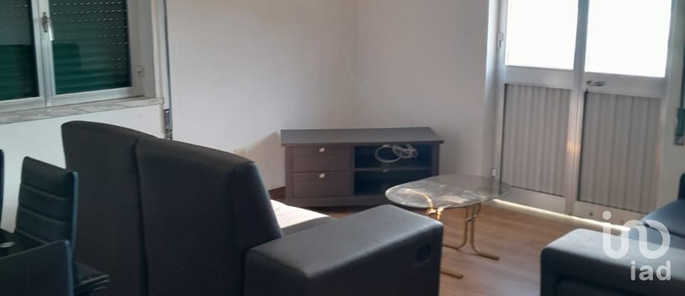 House T4 in Janeiro de Baixo of 180 m²