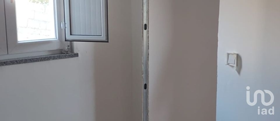 House T4 in Janeiro de Baixo of 180 m²