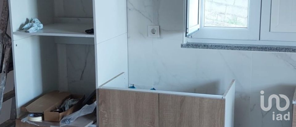 House T4 in Janeiro de Baixo of 180 m²