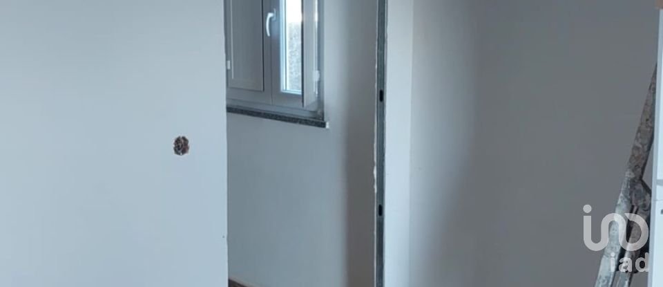 House T4 in Janeiro de Baixo of 180 m²