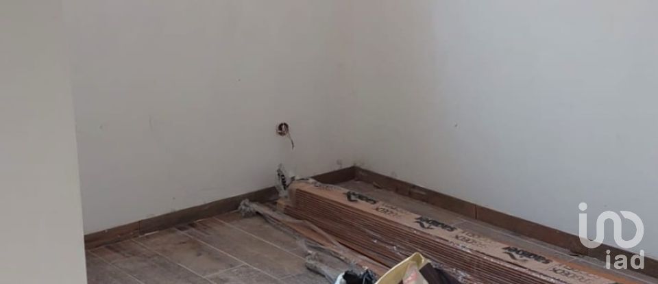 House T4 in Janeiro de Baixo of 180 m²