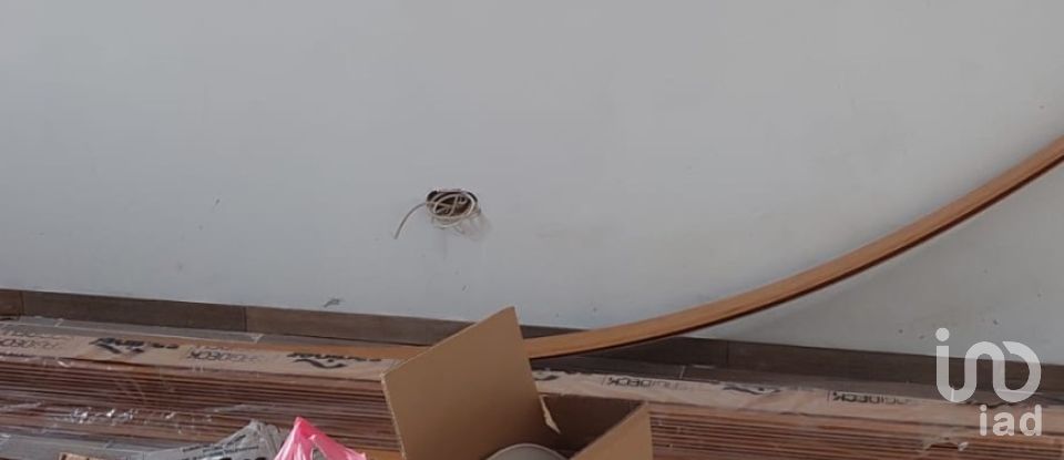 House T4 in Janeiro de Baixo of 180 m²