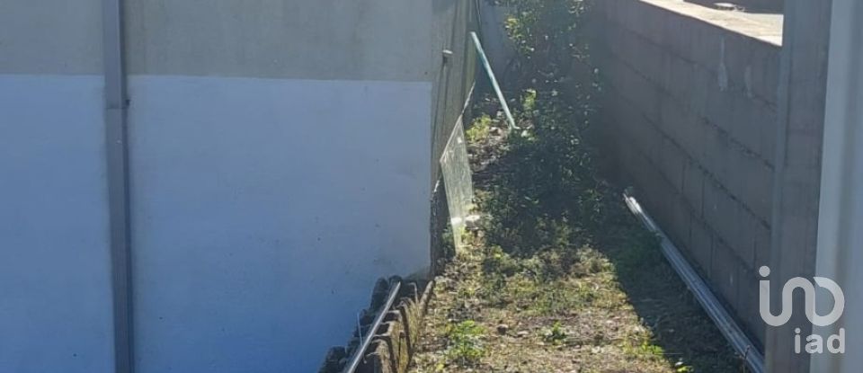 House T4 in Janeiro de Baixo of 180 m²