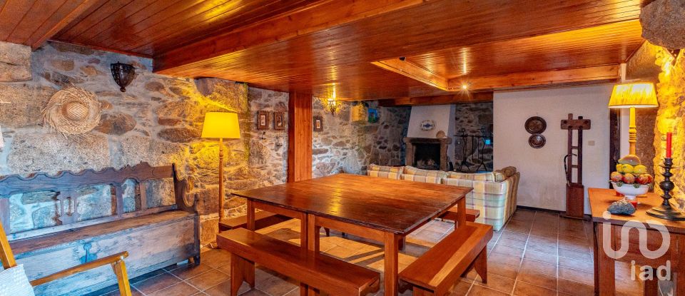 Moradia T3 em Arga (Baixo, Cima e São João) de 152 m²