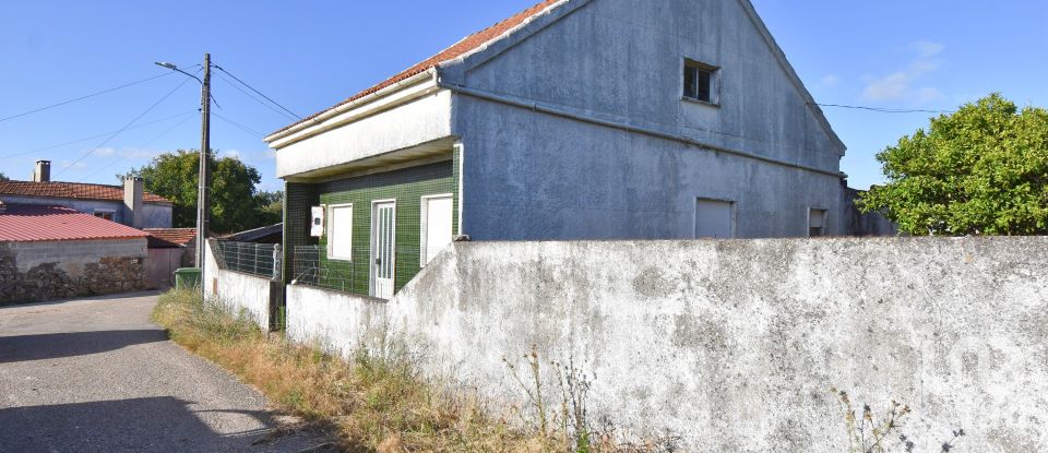 Moradia T2 em São Miguel, Santa Eufémia e Rabaçal de 262 m²