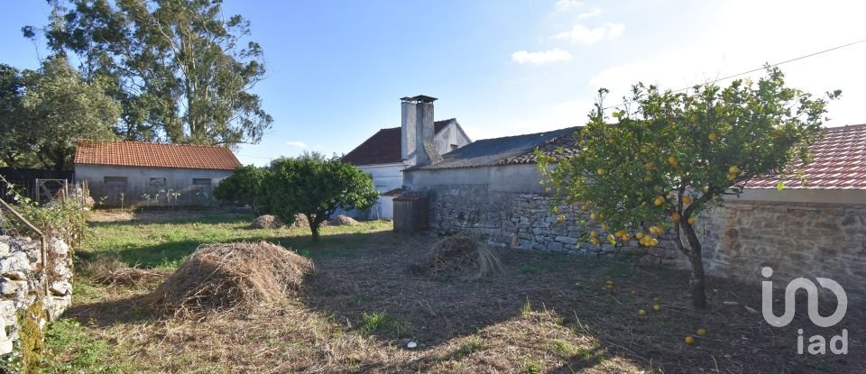 Moradia T2 em São Miguel, Santa Eufémia e Rabaçal de 262 m²