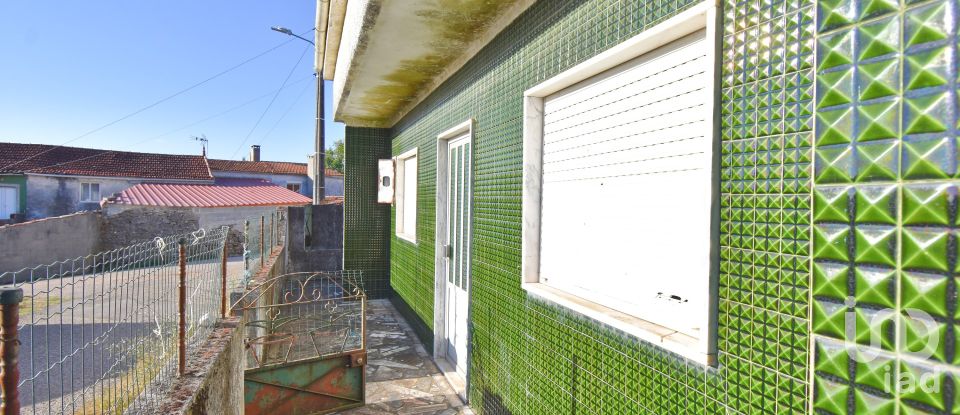 Moradia T2 em São Miguel, Santa Eufémia e Rabaçal de 262 m²