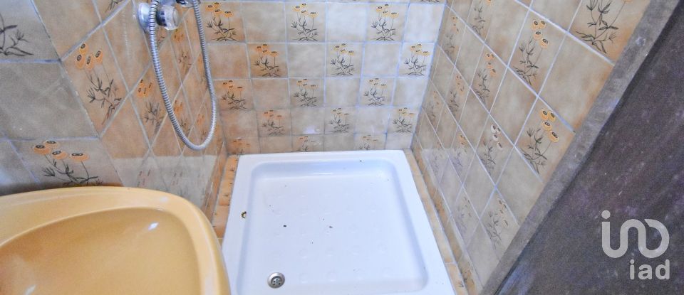 Moradia T2 em São Miguel, Santa Eufémia e Rabaçal de 262 m²