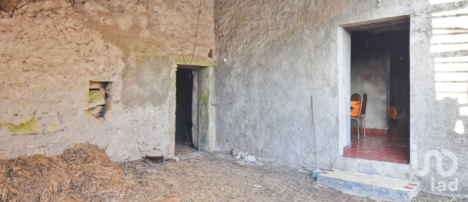 Moradia T2 em São Miguel, Santa Eufémia e Rabaçal de 262 m²