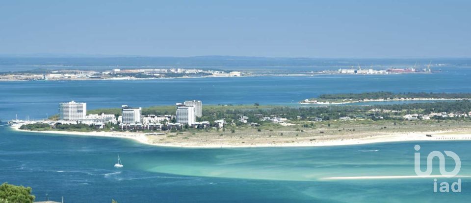 Moradia T4 em Poceirão e Marateca de 233 m²