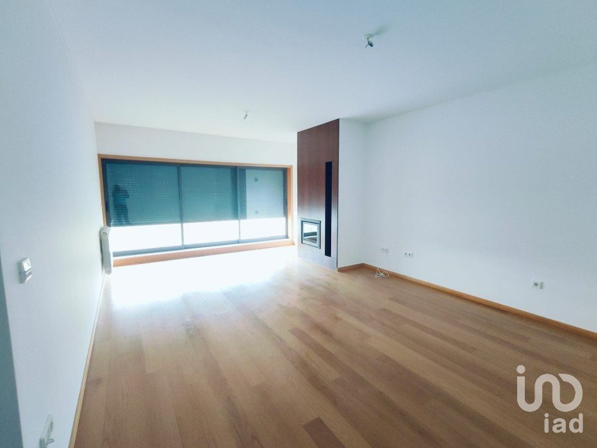 Apartamento T3 em Ponte da Barca, Vila Nova de Muía e Paço Vedro de Magalhães de 109 m²