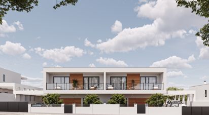 Maison T4 à Estômbar e Parchal de 250 m²