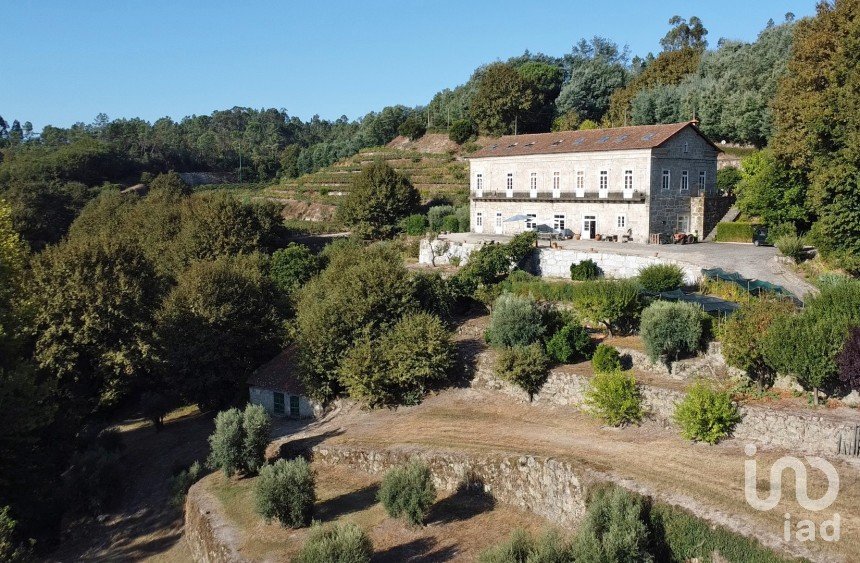 Farm T11 in Parada de Gonta of 800 m²